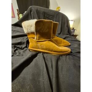 Ocean and Coast Fur Lined Boots-Size 6